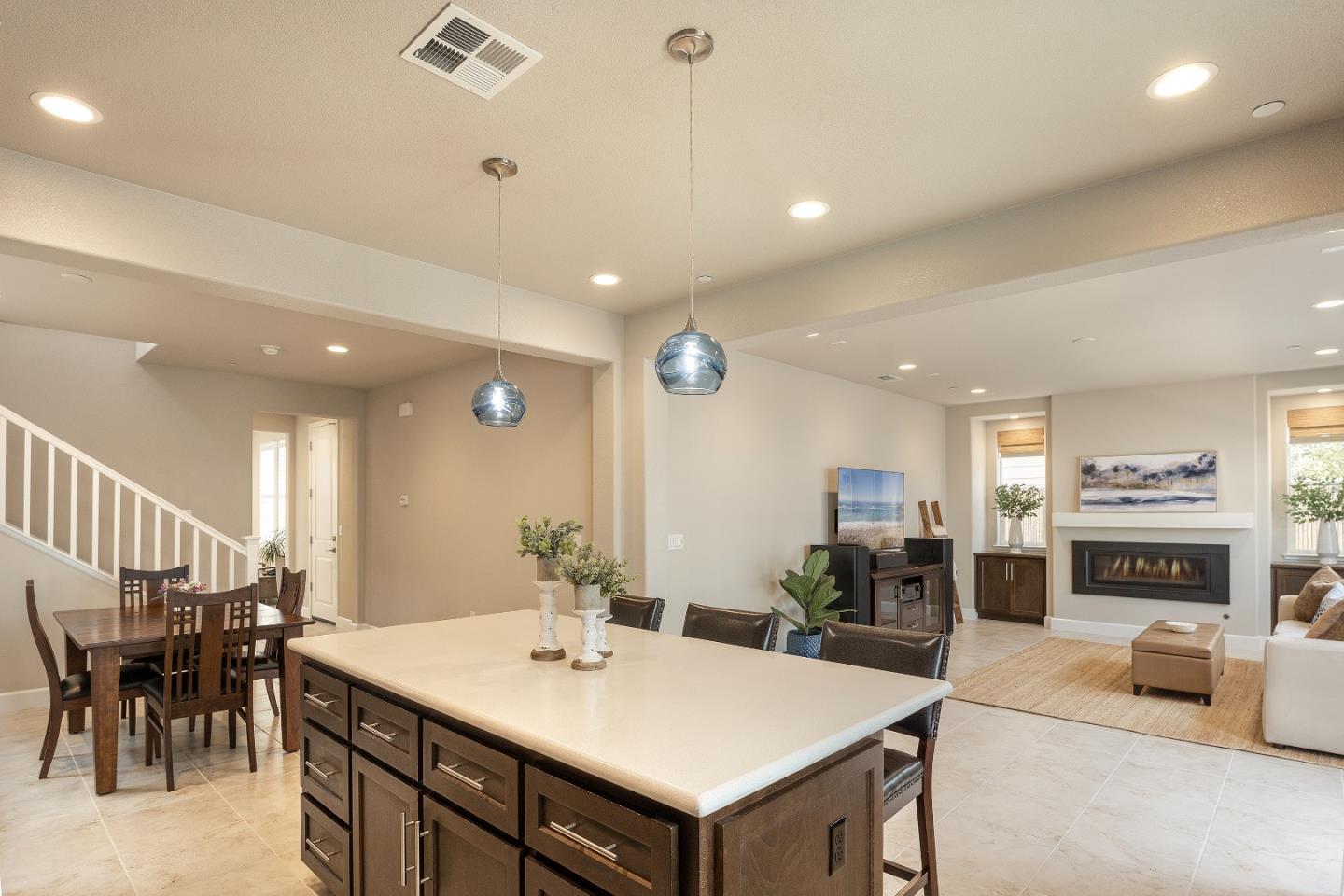 Detail Gallery Image 13 of 39 For 2757 Sea Glass Ave, Marina,  CA 93933 - 3 Beds | 2/1 Baths