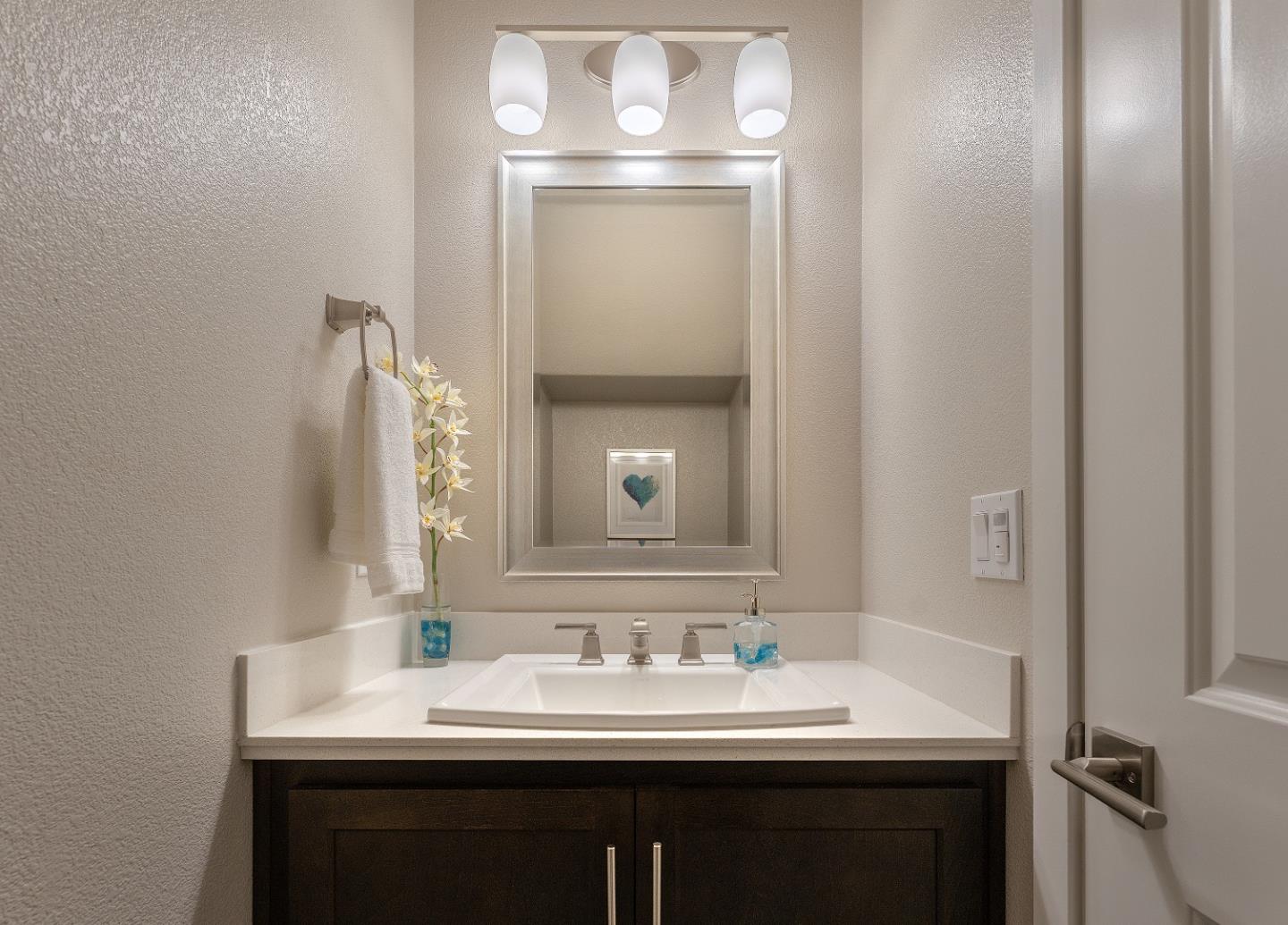 Detail Gallery Image 16 of 39 For 2757 Sea Glass Ave, Marina,  CA 93933 - 3 Beds | 2/1 Baths