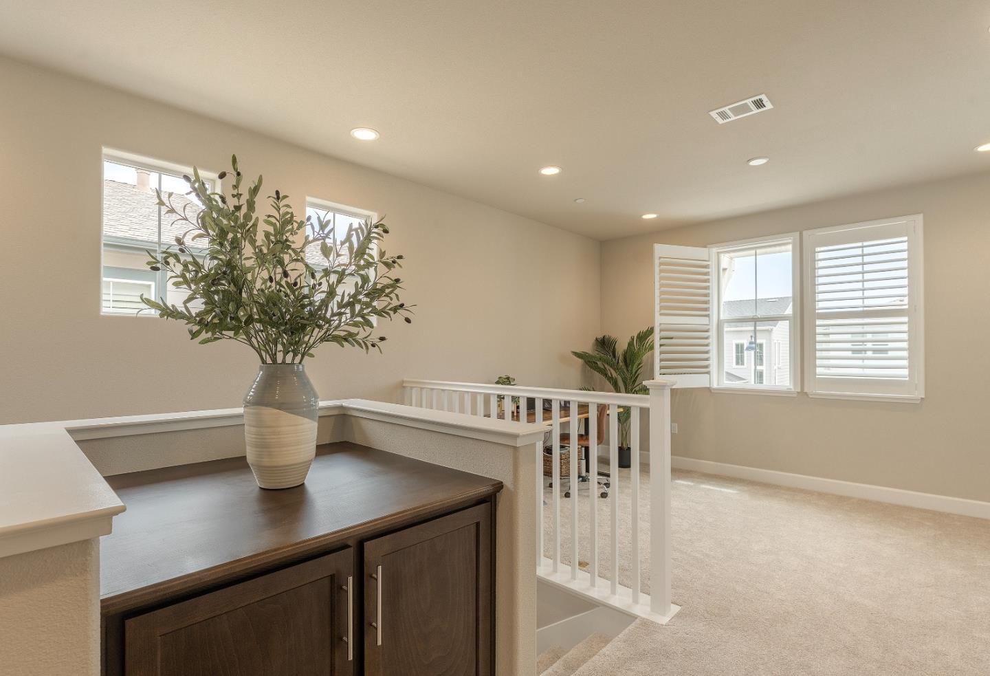 Detail Gallery Image 18 of 39 For 2757 Sea Glass Ave, Marina,  CA 93933 - 3 Beds | 2/1 Baths
