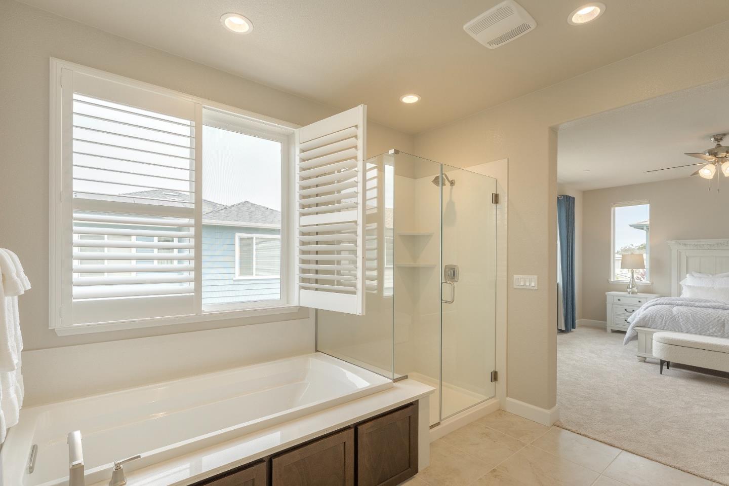Detail Gallery Image 24 of 39 For 2757 Sea Glass Ave, Marina,  CA 93933 - 3 Beds | 2/1 Baths