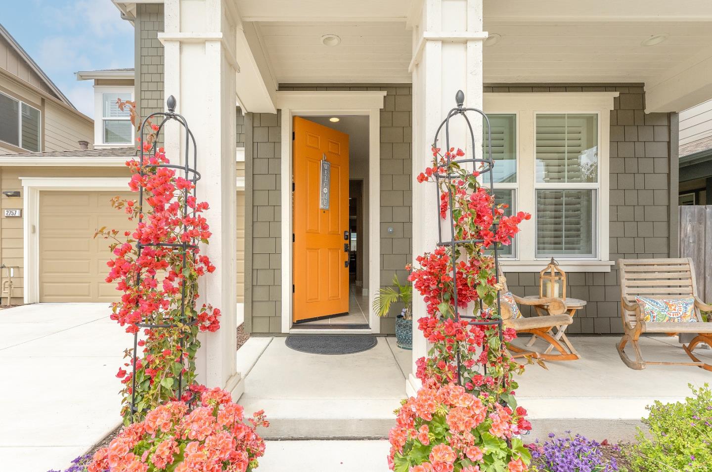 Detail Gallery Image 4 of 39 For 2757 Sea Glass Ave, Marina,  CA 93933 - 3 Beds | 2/1 Baths