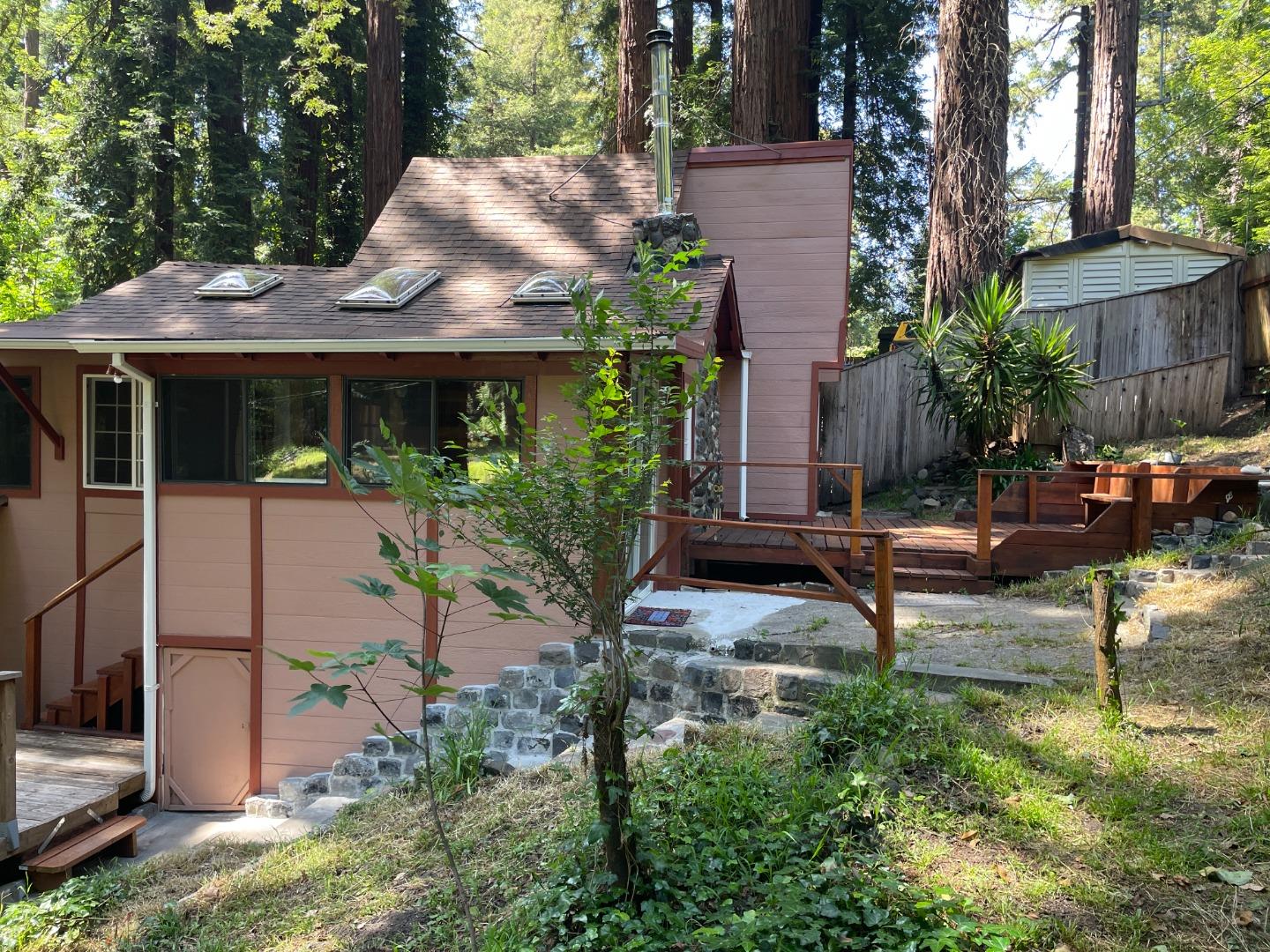Detail Gallery Image 11 of 77 For 35 Sequoia Dr, La Honda,  CA 94020 - 2 Beds | 1/1 Baths