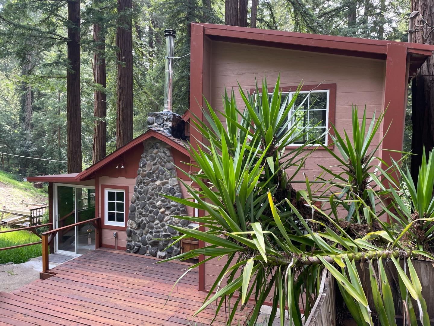 Detail Gallery Image 2 of 77 For 35 Sequoia Dr, La Honda,  CA 94020 - 2 Beds | 1/1 Baths