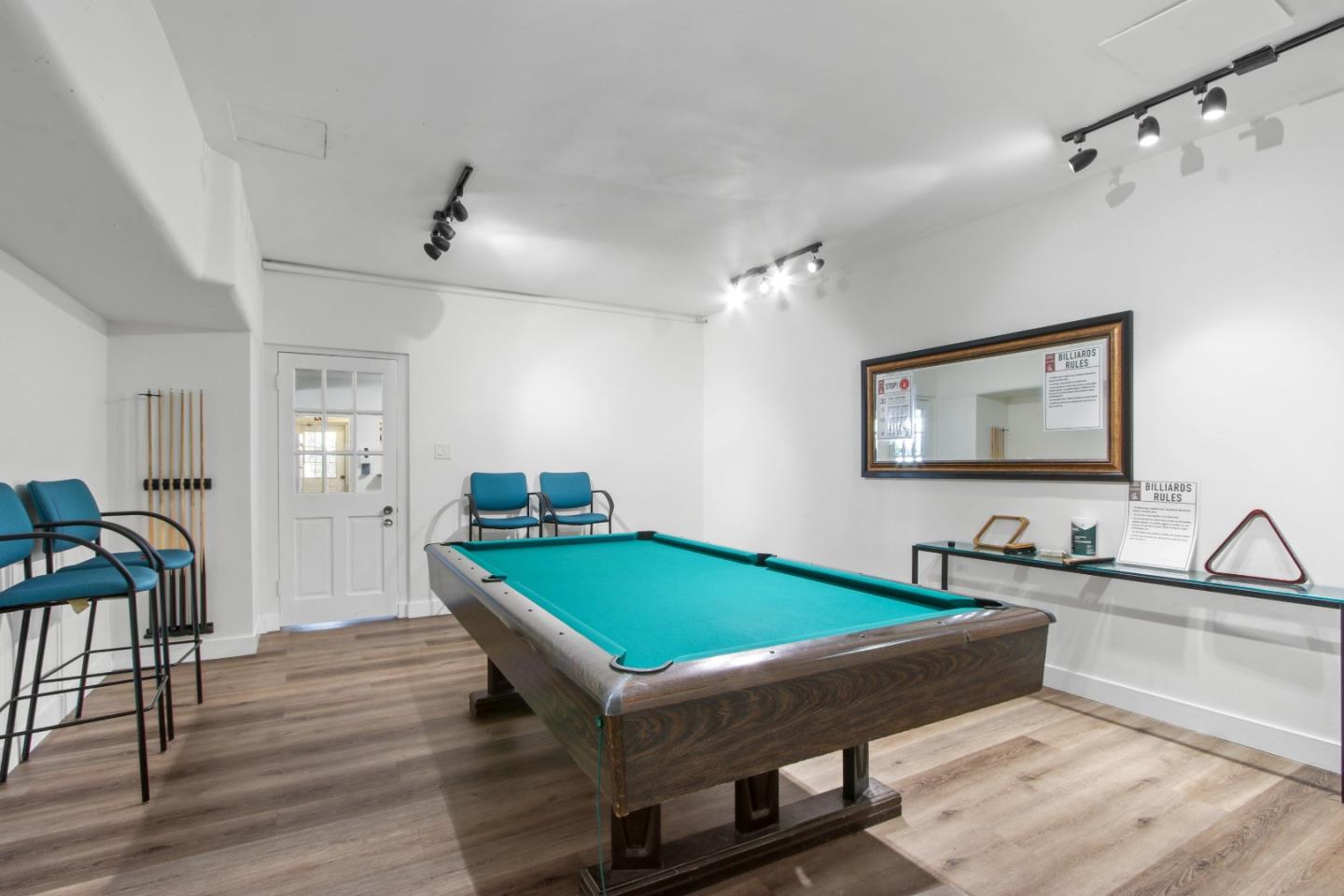 Detail Gallery Image 12 of 20 For 6275 Canterbury Dr #208,  Culver City,  CA 90230 - 1 Beds | 1 Baths