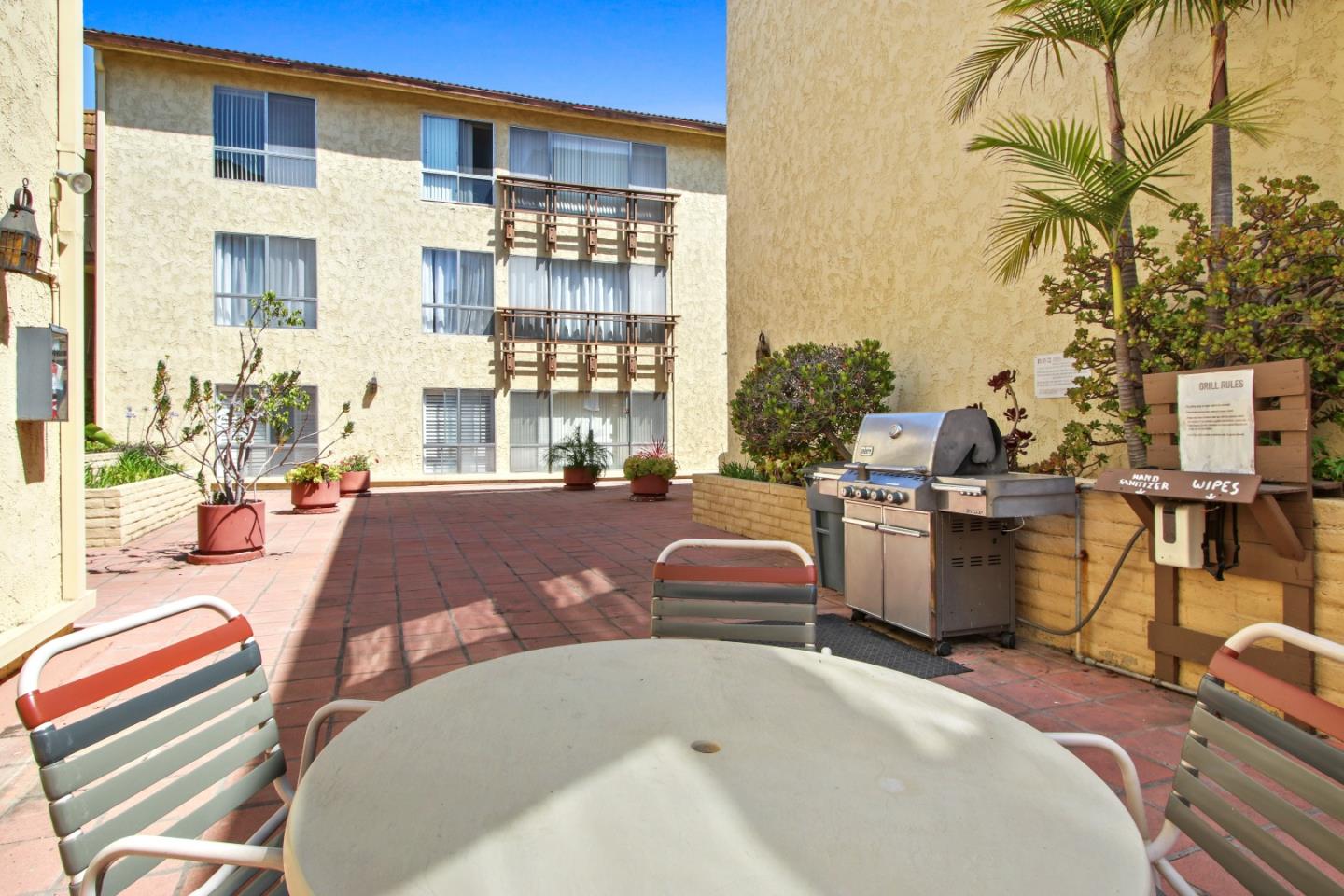 Detail Gallery Image 17 of 20 For 6275 Canterbury Dr #208,  Culver City,  CA 90230 - 1 Beds | 1 Baths