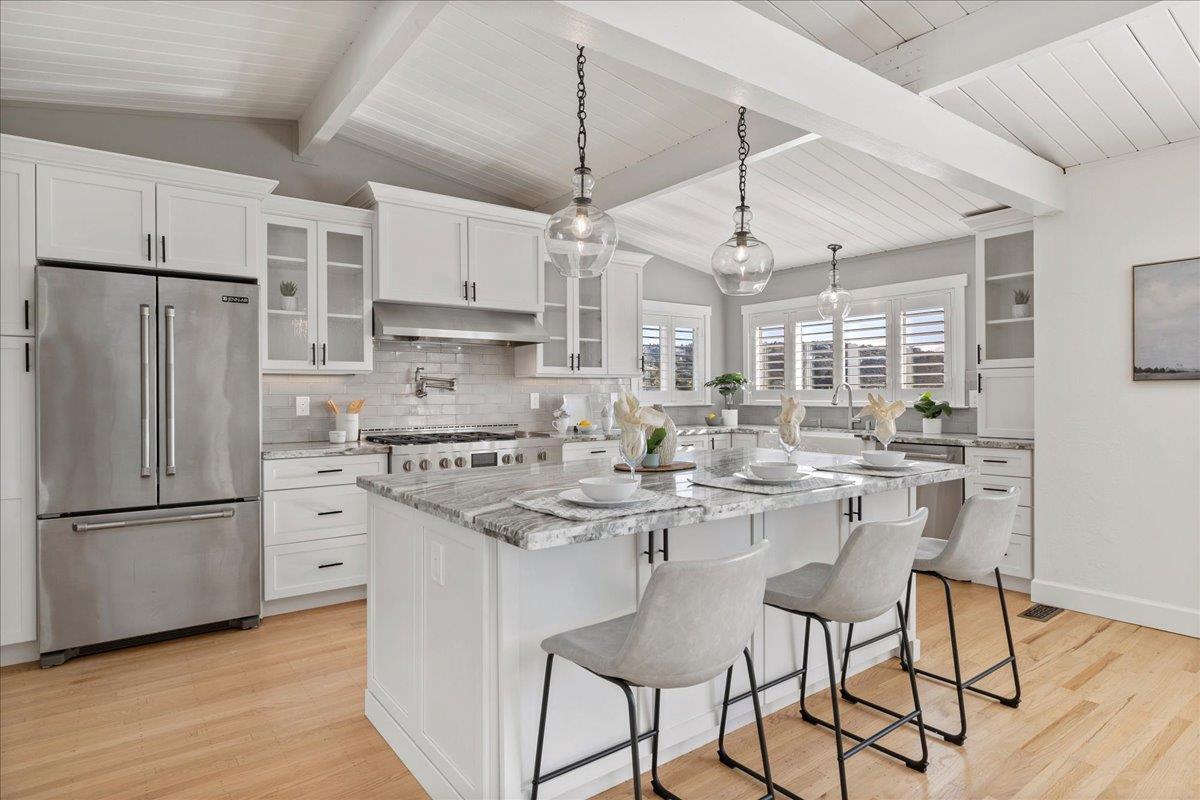 Detail Gallery Image 21 of 38 For 45 Shelford Ave, San Carlos,  CA 94070 - 3 Beds | 2/1 Baths