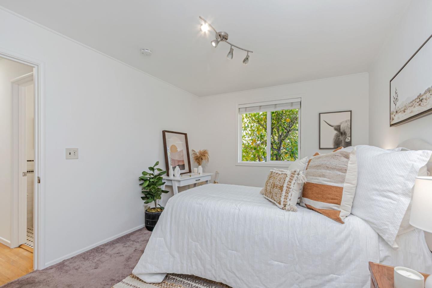 Detail Gallery Image 26 of 91 For 14805 Acton Dr, San Jose,  CA 95124 - 4 Beds | 2 Baths