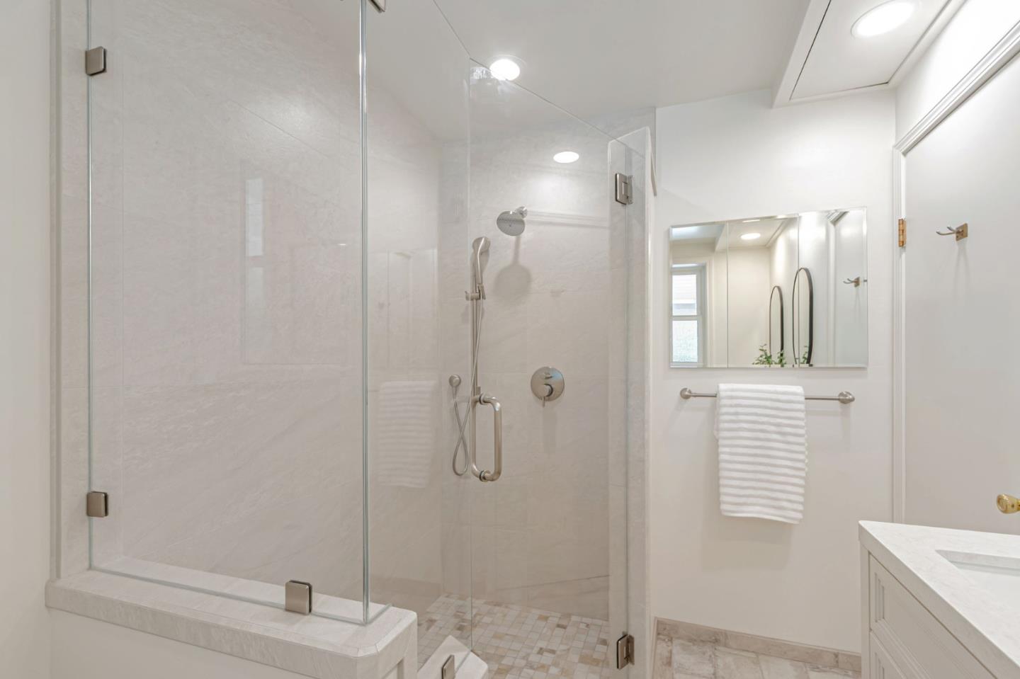 Detail Gallery Image 35 of 91 For 14805 Acton Dr, San Jose,  CA 95124 - 4 Beds | 2 Baths