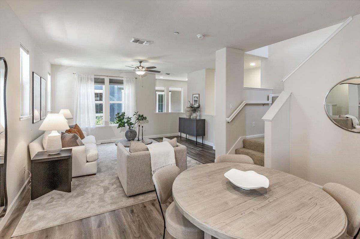 Detail Gallery Image 8 of 16 For 920 Alta Mar Ter, San Jose,  CA 95126 - 3 Beds | 3/1 Baths
