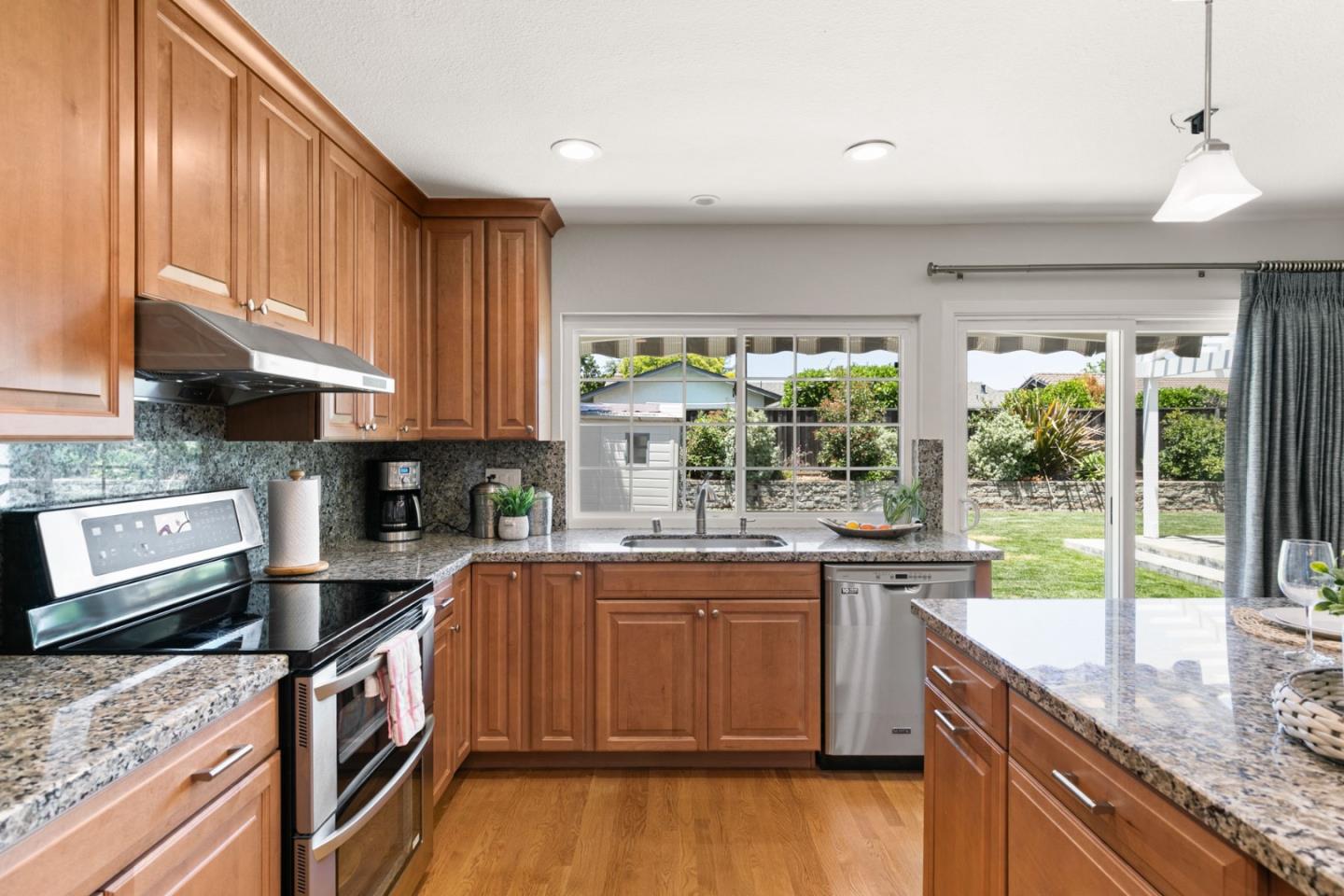 Detail Gallery Image 13 of 49 For 5971 Colorview Ct, San Jose,  CA 95120 - 5 Beds | 2 Baths