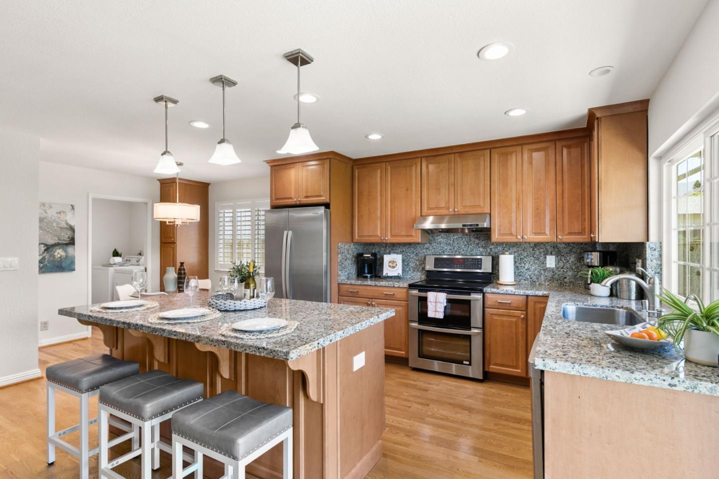 Detail Gallery Image 9 of 49 For 5971 Colorview Ct, San Jose,  CA 95120 - 5 Beds | 2 Baths