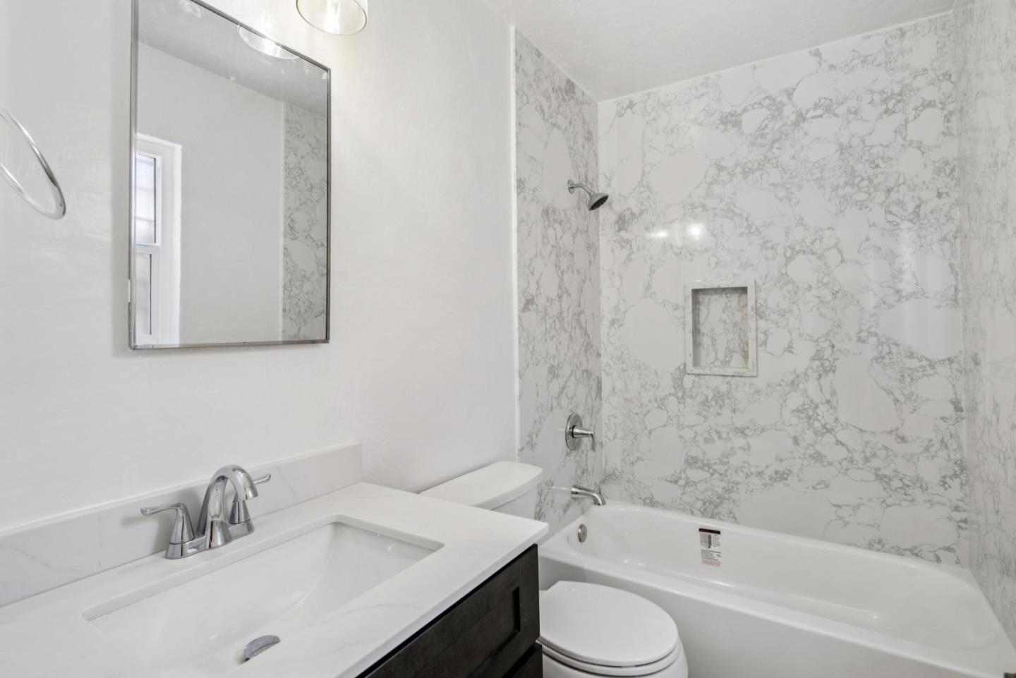 Detail Gallery Image 13 of 20 For 900 Toyon Dr, Burlingame,  CA 94010 - – Beds | – Baths