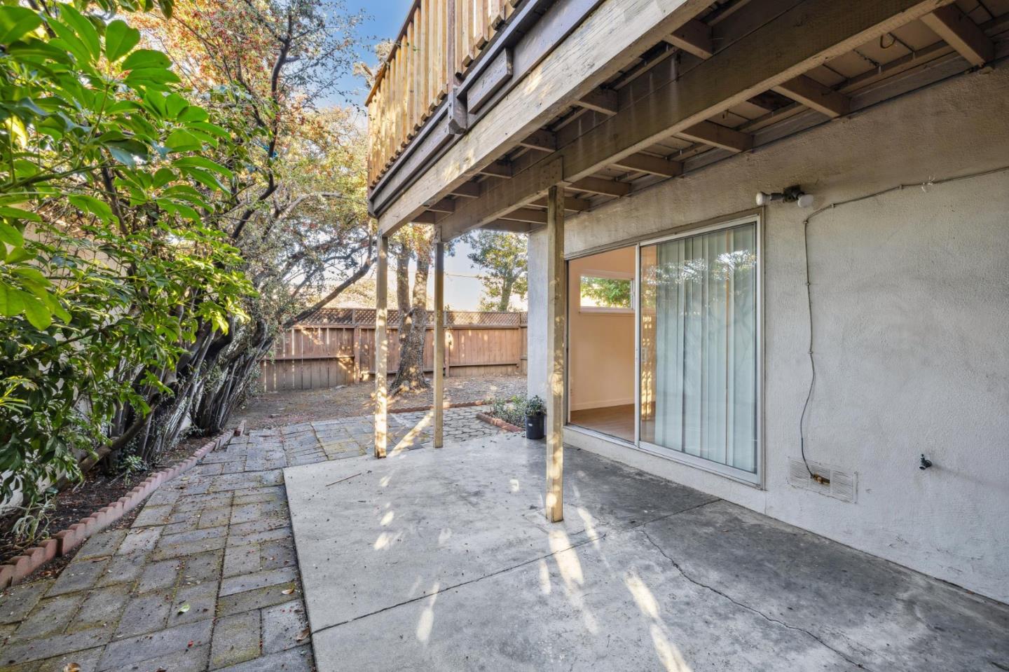Detail Gallery Image 18 of 20 For 900 Toyon Dr, Burlingame,  CA 94010 - – Beds | – Baths