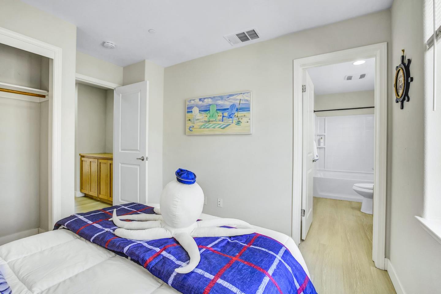 Detail Gallery Image 34 of 53 For 18439 Jade Ln, Morgan Hill,  CA 95037 - 2 Beds | 2/1 Baths