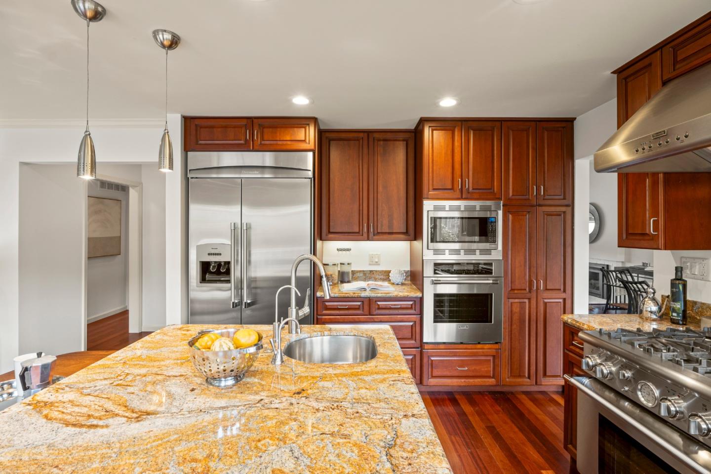 Detail Gallery Image 14 of 50 For 1 Le Havre Pl, Half Moon Bay,  CA 94019 - 4 Beds | 3 Baths