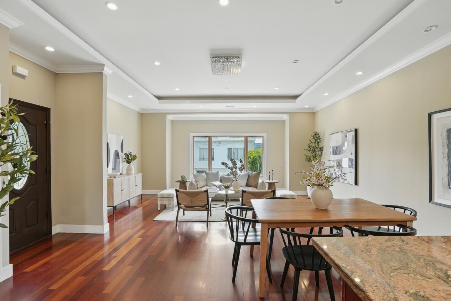 Detail Gallery Image 11 of 51 For 212 Sweeny St, San Francisco,  CA 94134 - 4 Beds | 3 Baths