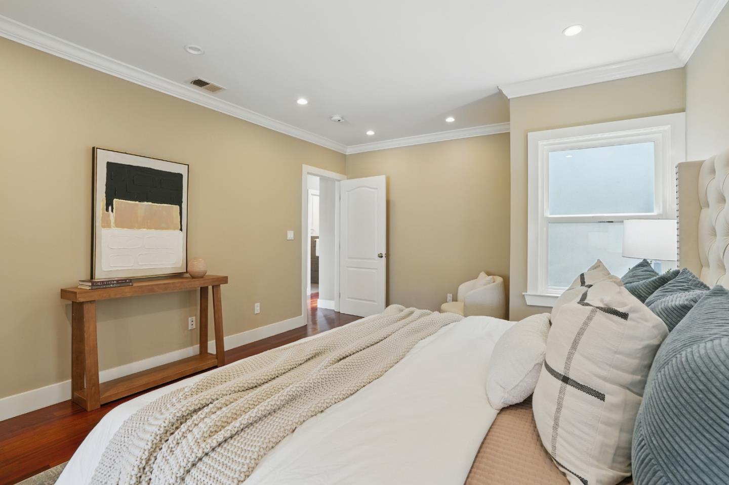 Detail Gallery Image 20 of 51 For 212 Sweeny St, San Francisco,  CA 94134 - 4 Beds | 3 Baths