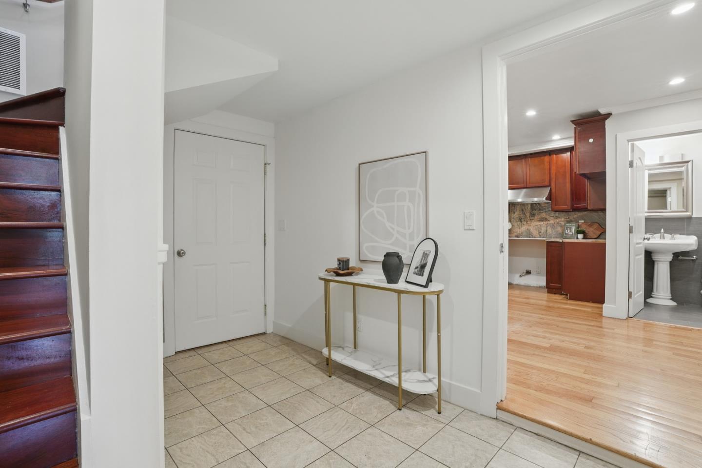 Detail Gallery Image 26 of 51 For 212 Sweeny St, San Francisco,  CA 94134 - 4 Beds | 3 Baths