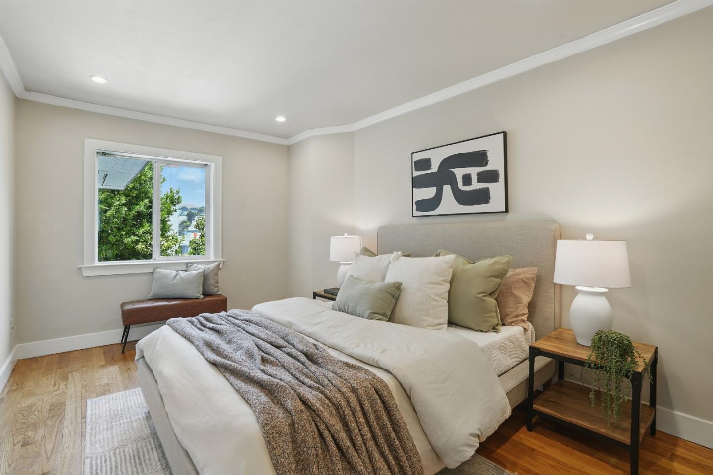 Detail Gallery Image 27 of 51 For 212 Sweeny St, San Francisco,  CA 94134 - 4 Beds | 3 Baths