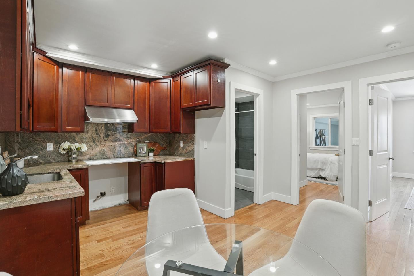 Detail Gallery Image 33 of 51 For 212 Sweeny St, San Francisco,  CA 94134 - 4 Beds | 3 Baths