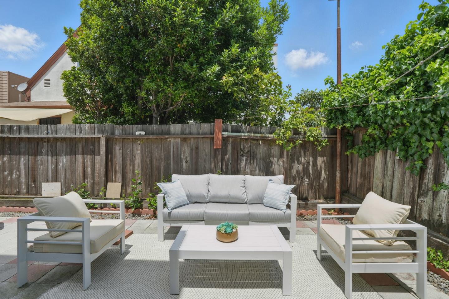 Detail Gallery Image 41 of 51 For 212 Sweeny St, San Francisco,  CA 94134 - 4 Beds | 3 Baths
