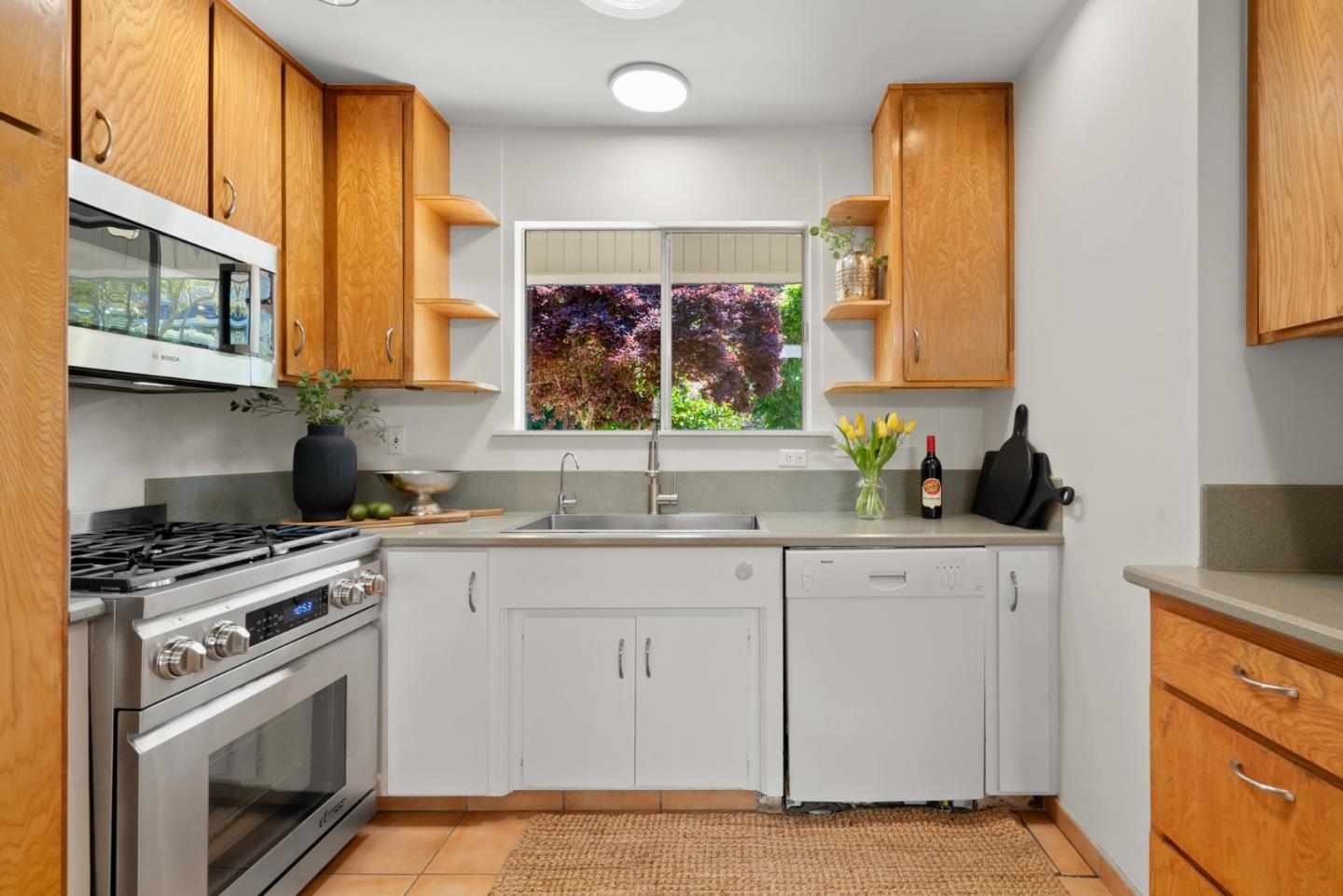 Detail Gallery Image 15 of 53 For 3407 Maplethorpe Ln, Soquel,  CA 95073 - 3 Beds | 2 Baths
