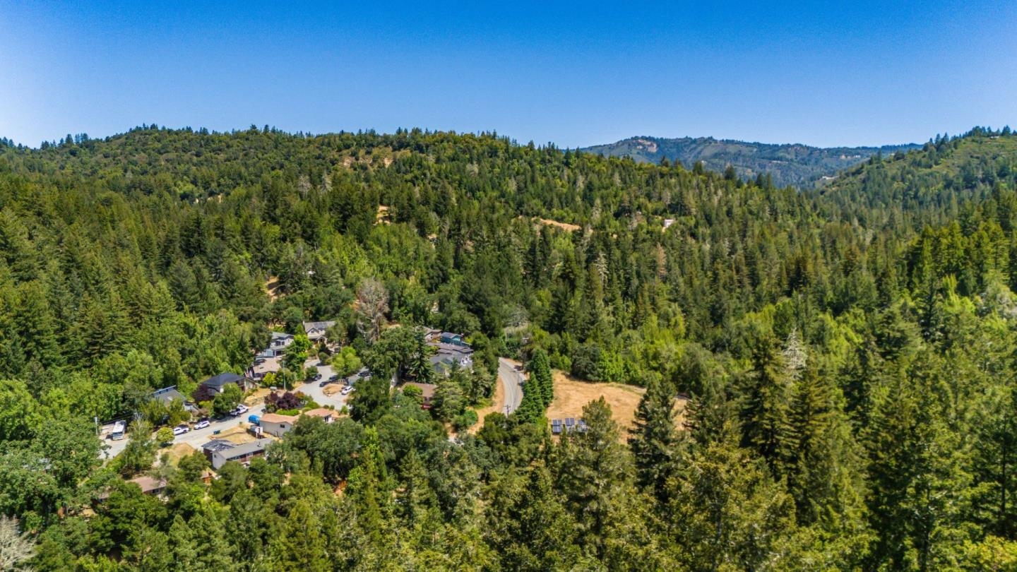 Detail Gallery Image 19 of 21 For 15971 Forest Hill Dr, Boulder Creek,  CA 95006 - – Beds | – Baths