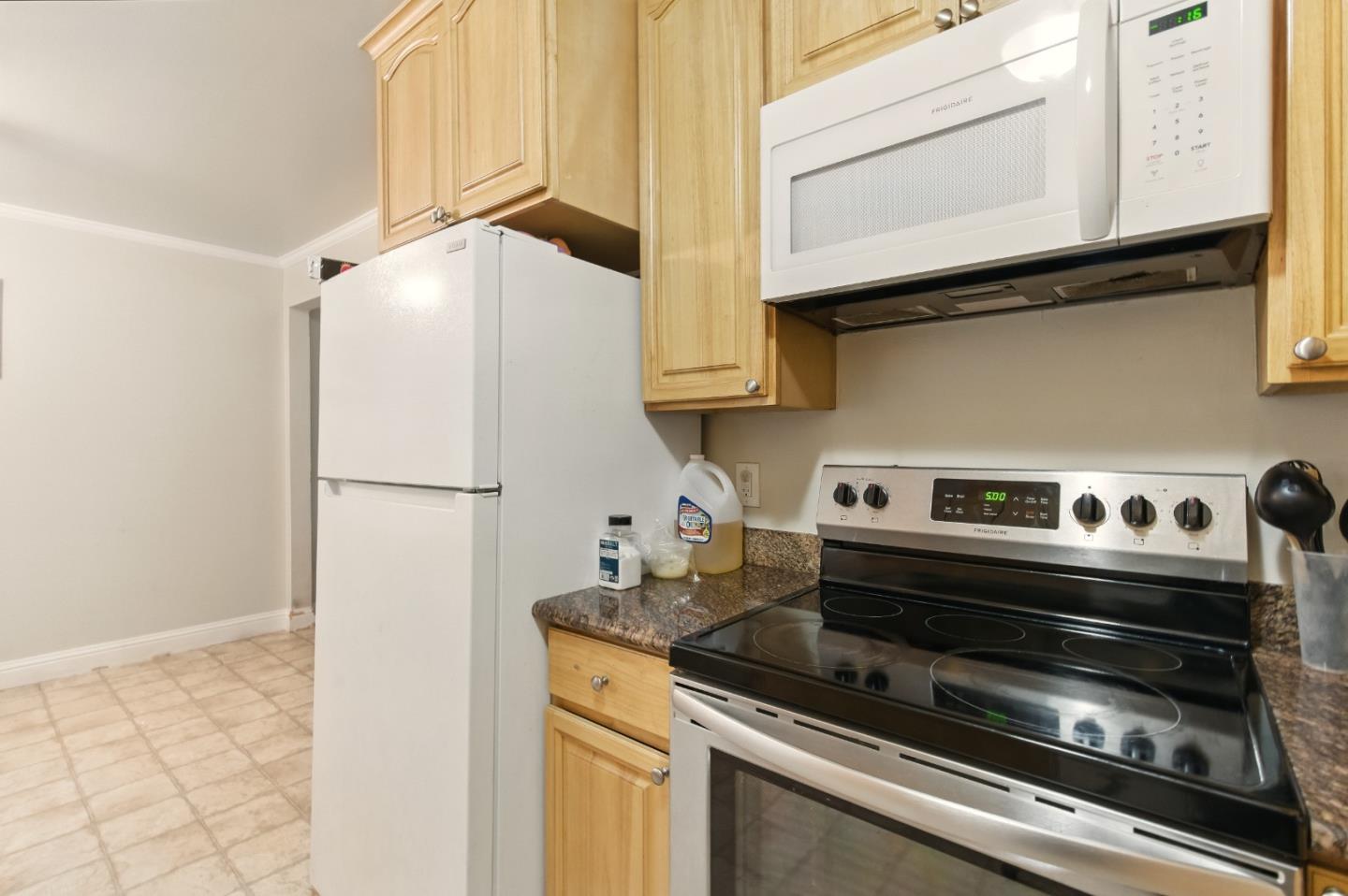 Detail Gallery Image 13 of 39 For 1255 Woodside Rd, Redwood City,  CA 94061 - – Beds | – Baths