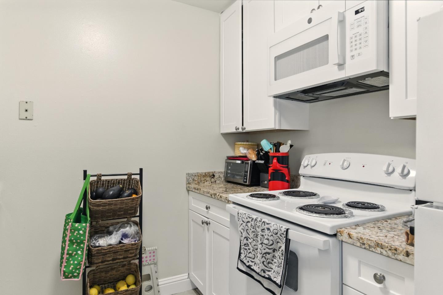 Detail Gallery Image 27 of 39 For 1255 Woodside Rd, Redwood City,  CA 94061 - – Beds | – Baths
