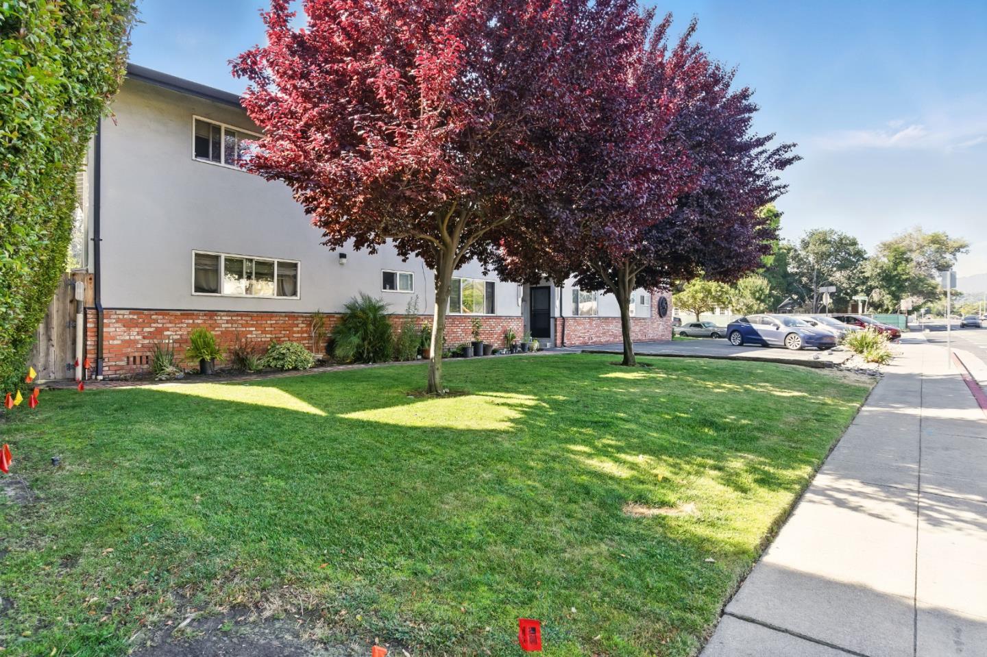 Detail Gallery Image 5 of 39 For 1255 Woodside Rd, Redwood City,  CA 94061 - – Beds | – Baths