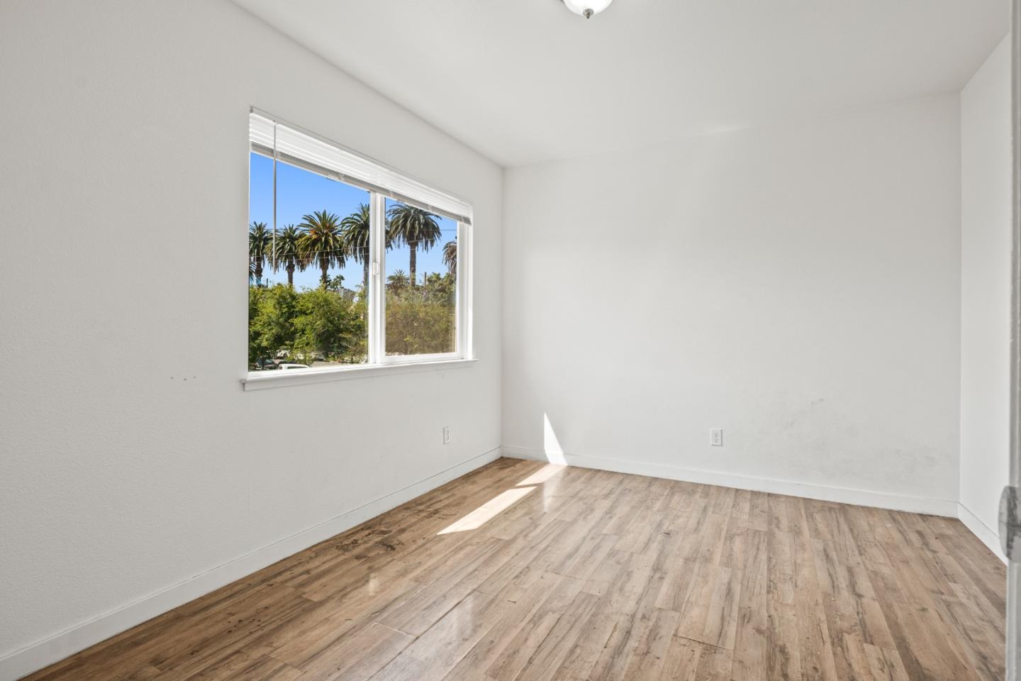 Detail Gallery Image 10 of 35 For 336 N 5th St, San Jose,  CA 95112 - – Beds | – Baths