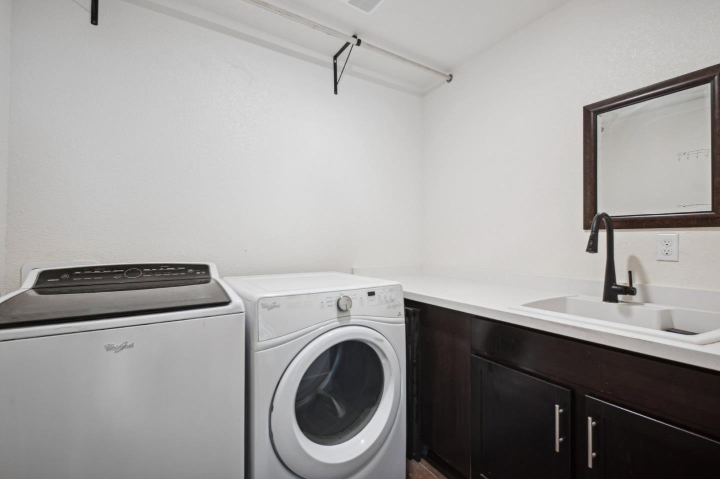 Detail Gallery Image 25 of 36 For 1666 Oak St, Los Banos,  CA 93635 - 5 Beds | 3 Baths