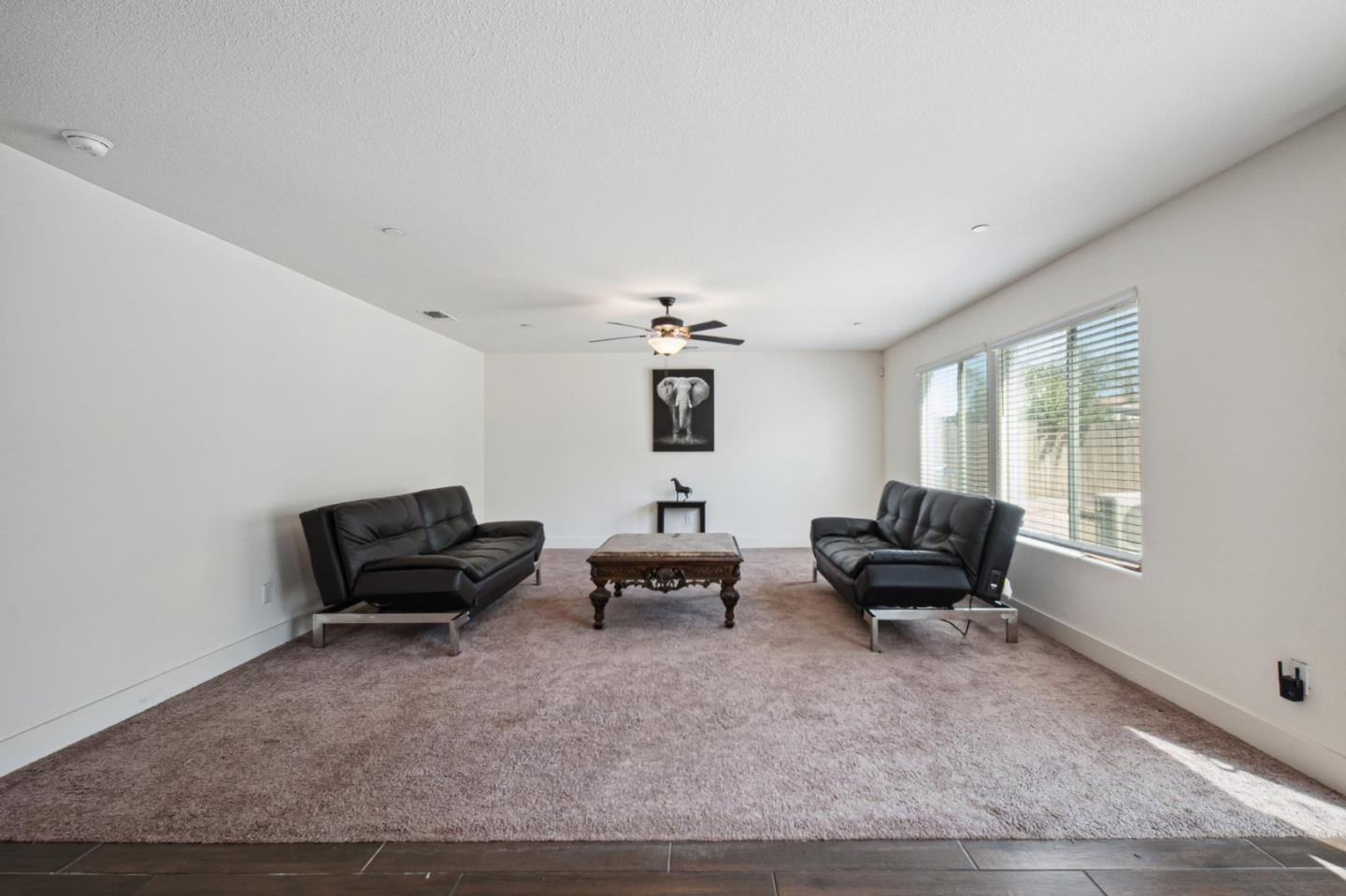 Detail Gallery Image 9 of 36 For 1666 Oak St, Los Banos,  CA 93635 - 5 Beds | 3 Baths