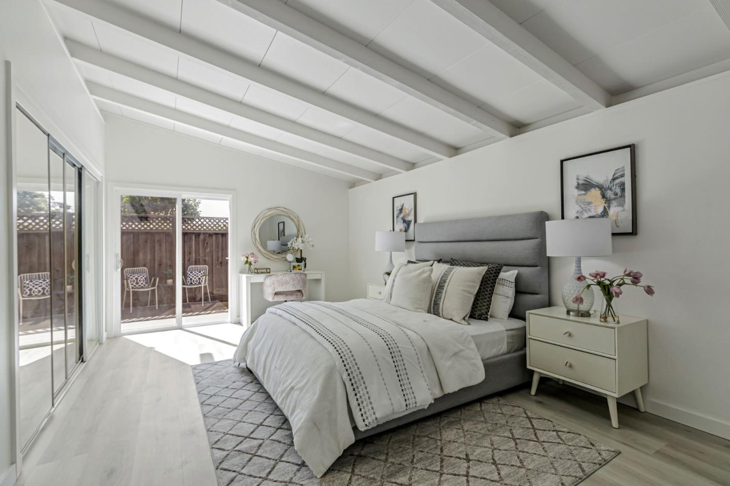 Detail Gallery Image 15 of 36 For 761 Lakeknoll Dr, Sunnyvale,  CA 94089 - 3 Beds | 2 Baths
