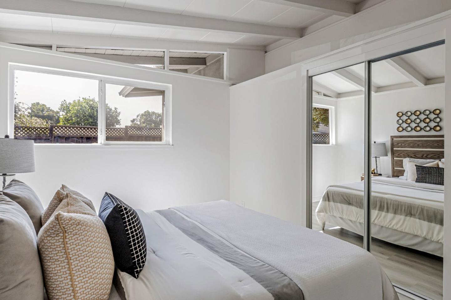 Detail Gallery Image 20 of 36 For 761 Lakeknoll Dr, Sunnyvale,  CA 94089 - 3 Beds | 2 Baths