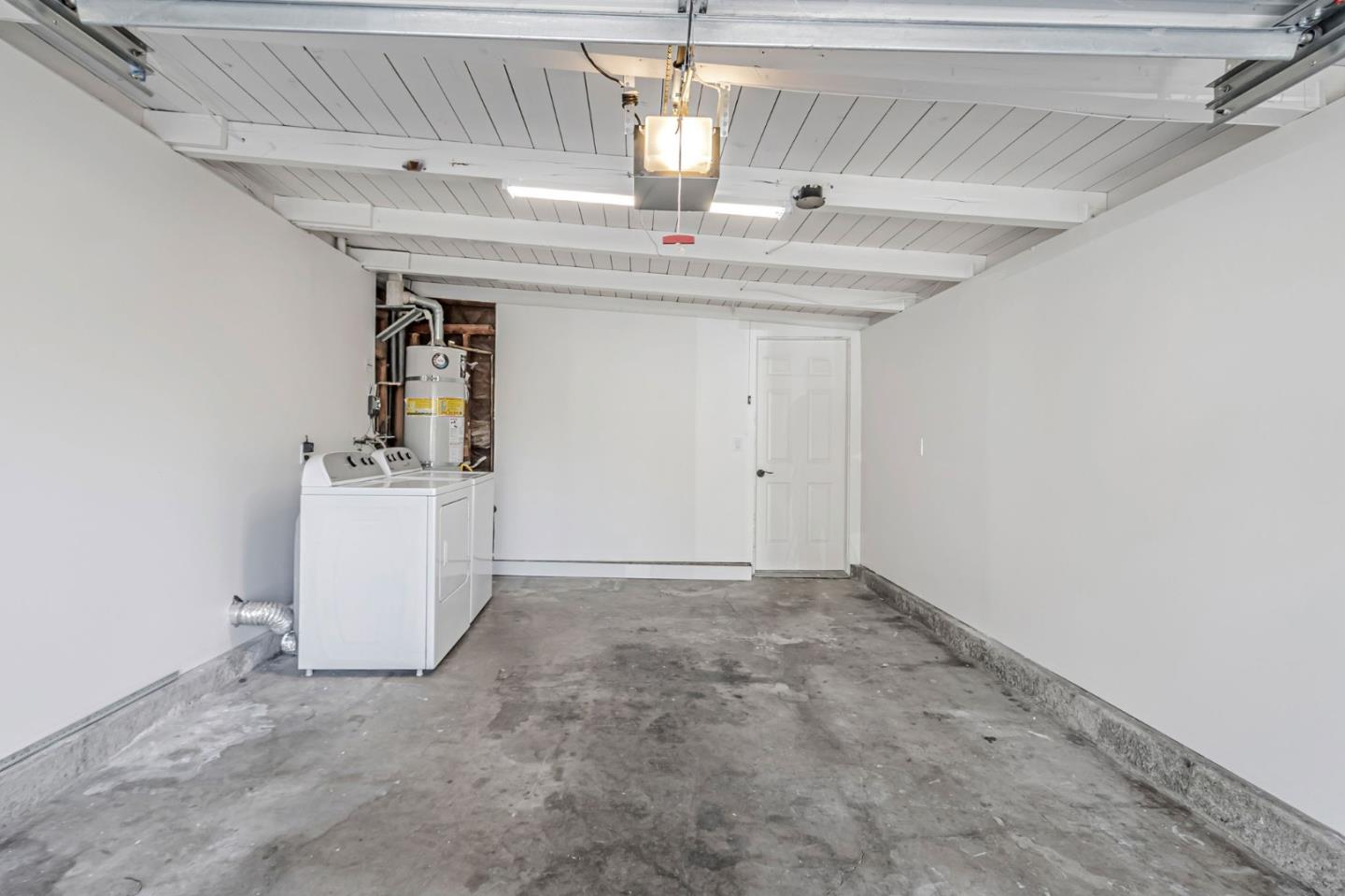 Detail Gallery Image 31 of 36 For 761 Lakeknoll Dr, Sunnyvale,  CA 94089 - 3 Beds | 2 Baths