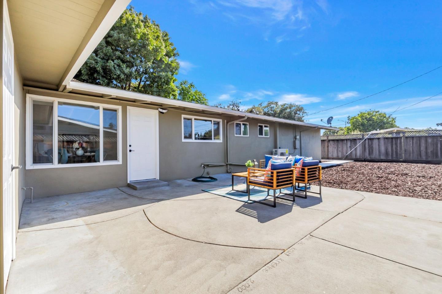 Detail Gallery Image 32 of 36 For 761 Lakeknoll Dr, Sunnyvale,  CA 94089 - 3 Beds | 2 Baths