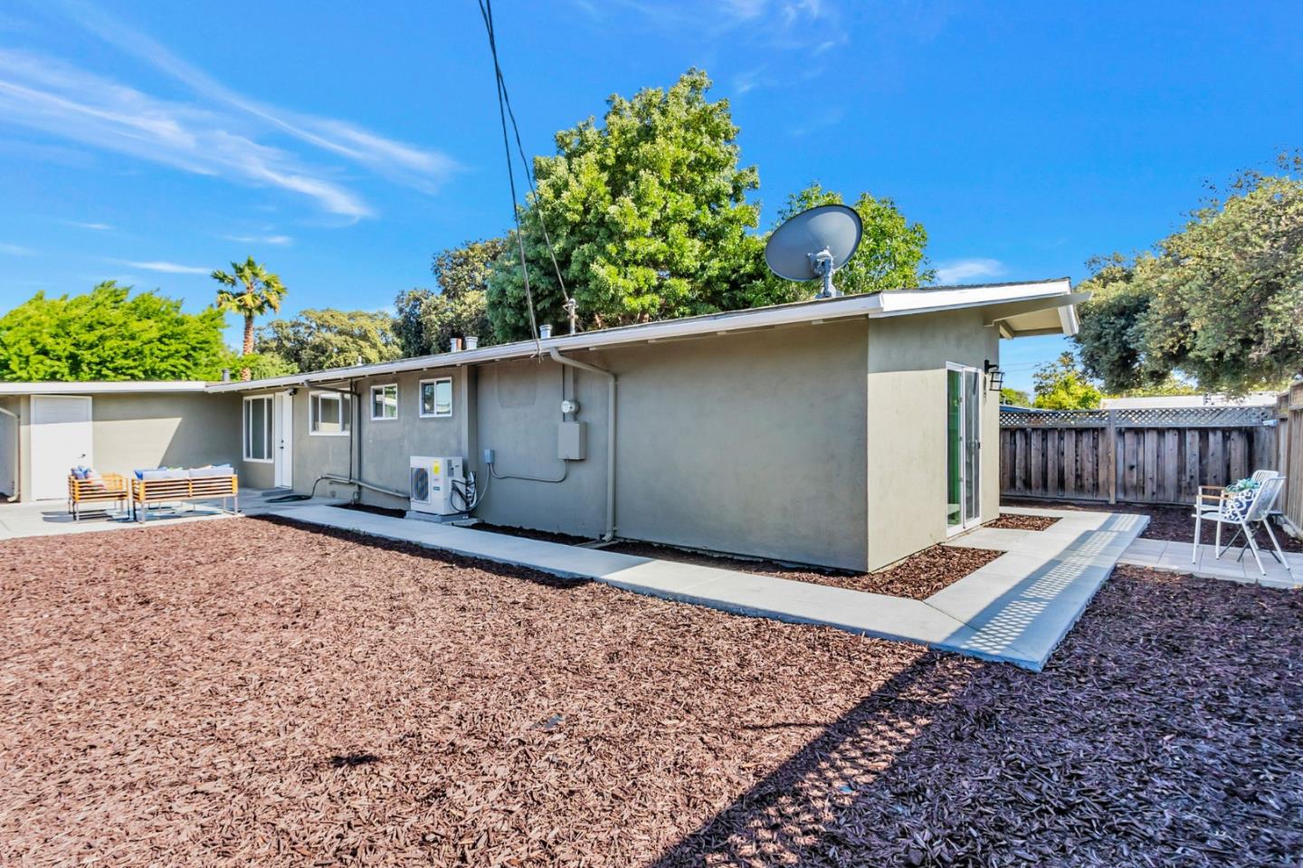 Detail Gallery Image 34 of 36 For 761 Lakeknoll Dr, Sunnyvale,  CA 94089 - 3 Beds | 2 Baths
