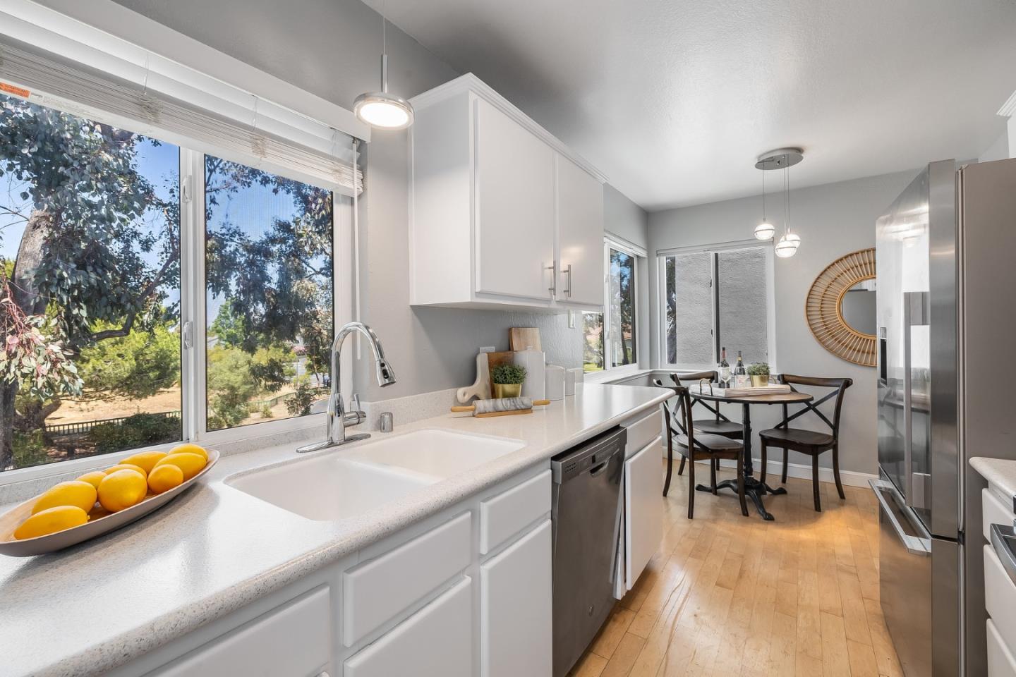 Detail Gallery Image 11 of 38 For 1017 Shell Blvd #12,  Foster City,  CA 94404 - 3 Beds | 2 Baths