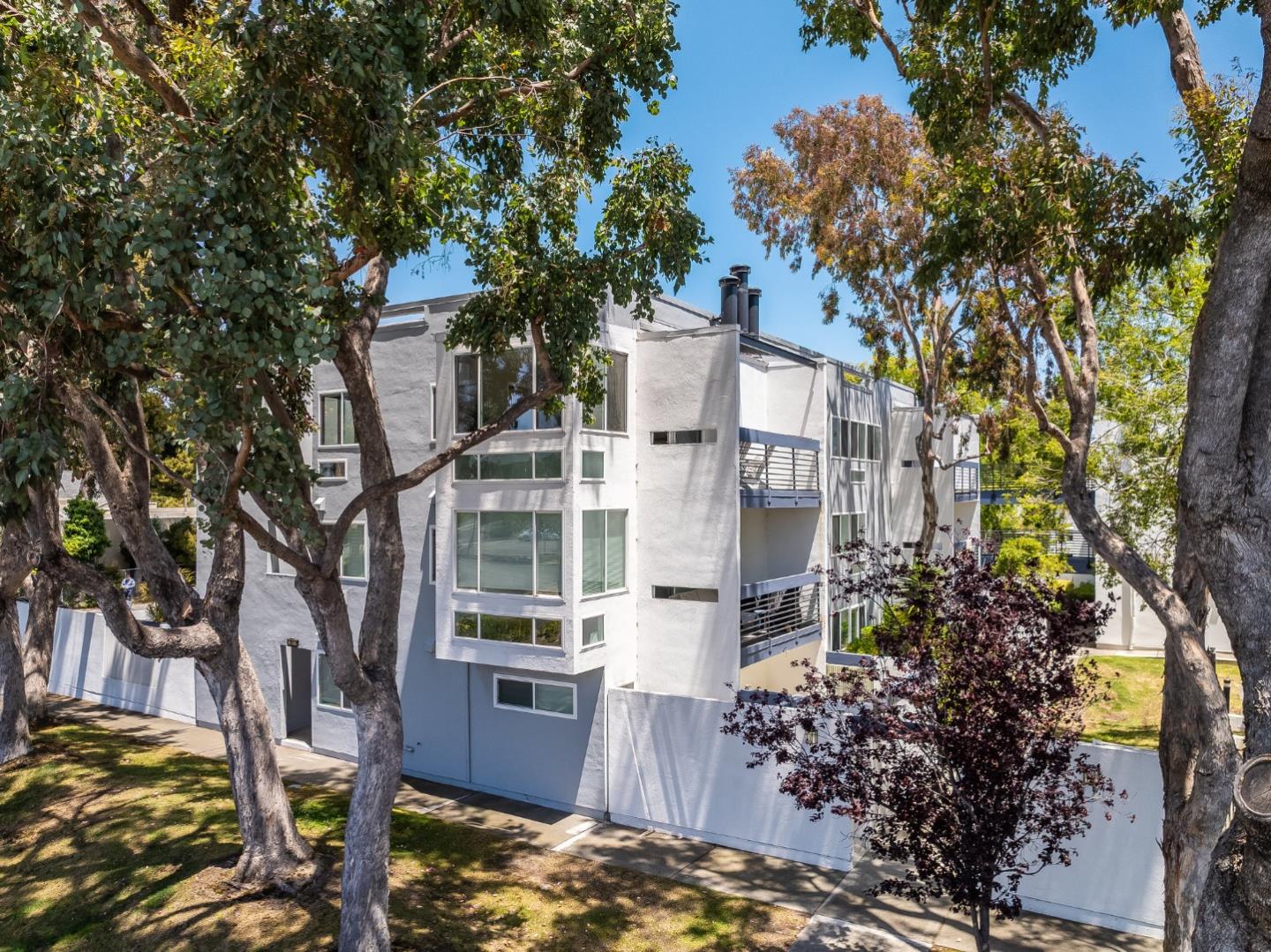 Detail Gallery Image 37 of 38 For 1017 Shell Blvd #12,  Foster City,  CA 94404 - 3 Beds | 2 Baths