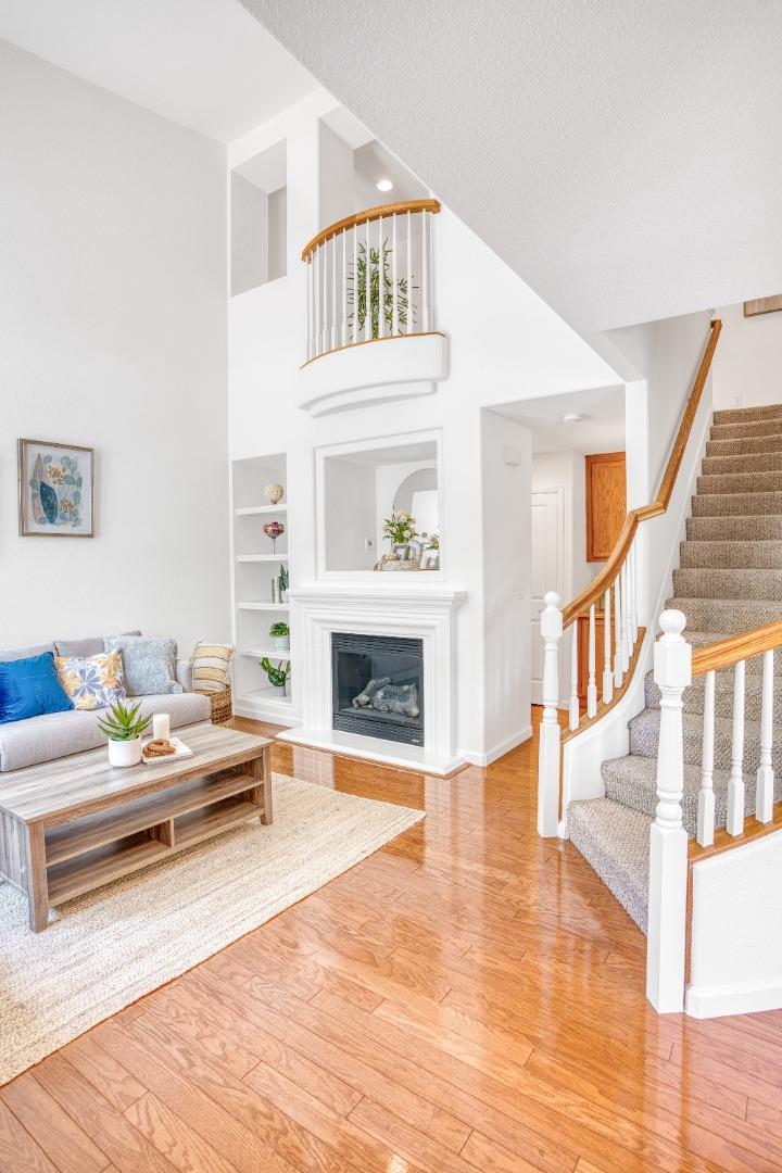 Detail Gallery Image 16 of 58 For 3948 Mosher Dr, San Jose,  CA 95135 - 3 Beds | 2/1 Baths