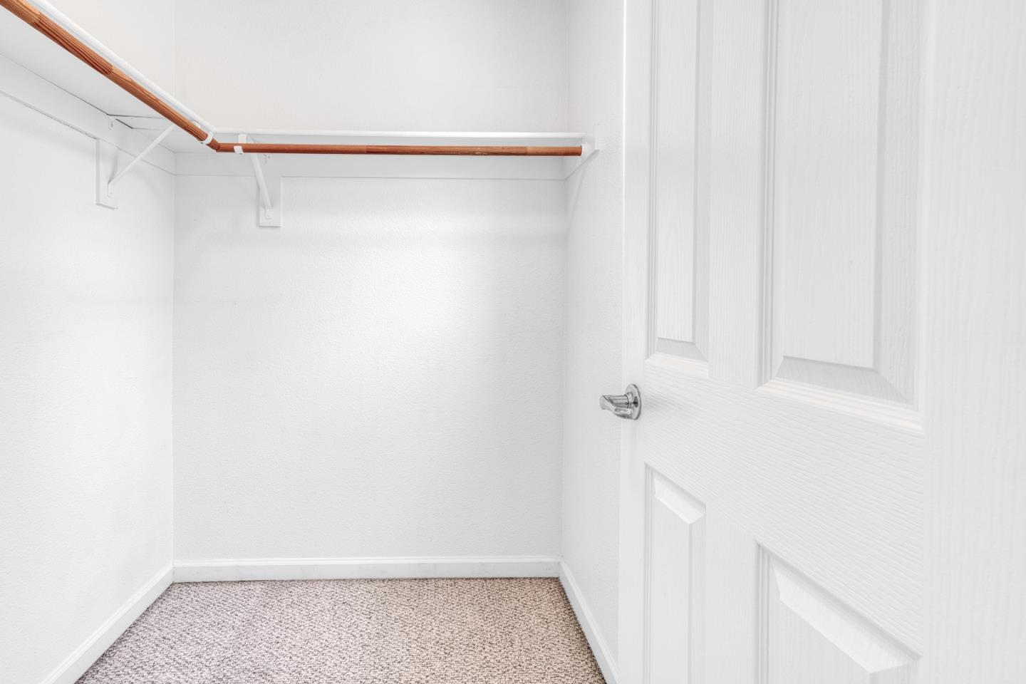 Detail Gallery Image 32 of 58 For 3948 Mosher Dr, San Jose,  CA 95135 - 3 Beds | 2/1 Baths