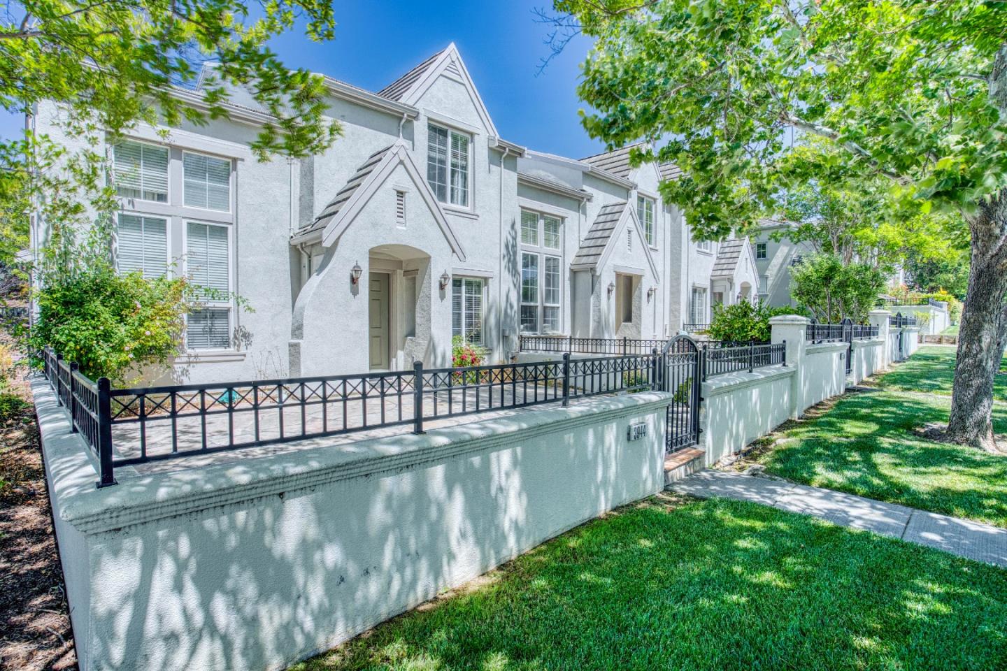 Detail Gallery Image 49 of 58 For 3948 Mosher Dr, San Jose,  CA 95135 - 3 Beds | 2/1 Baths