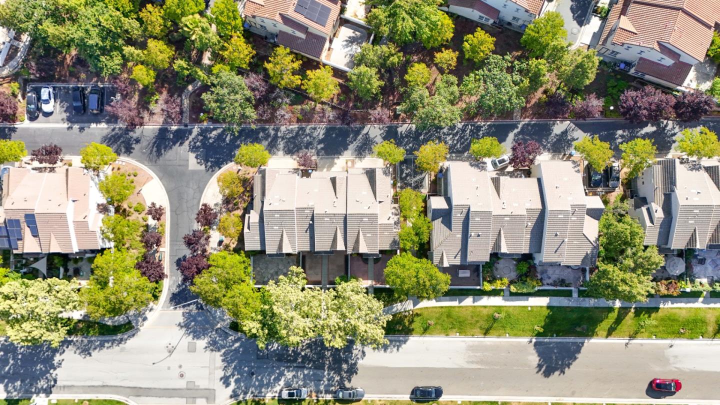 Detail Gallery Image 55 of 58 For 3948 Mosher Dr, San Jose,  CA 95135 - 3 Beds | 2/1 Baths