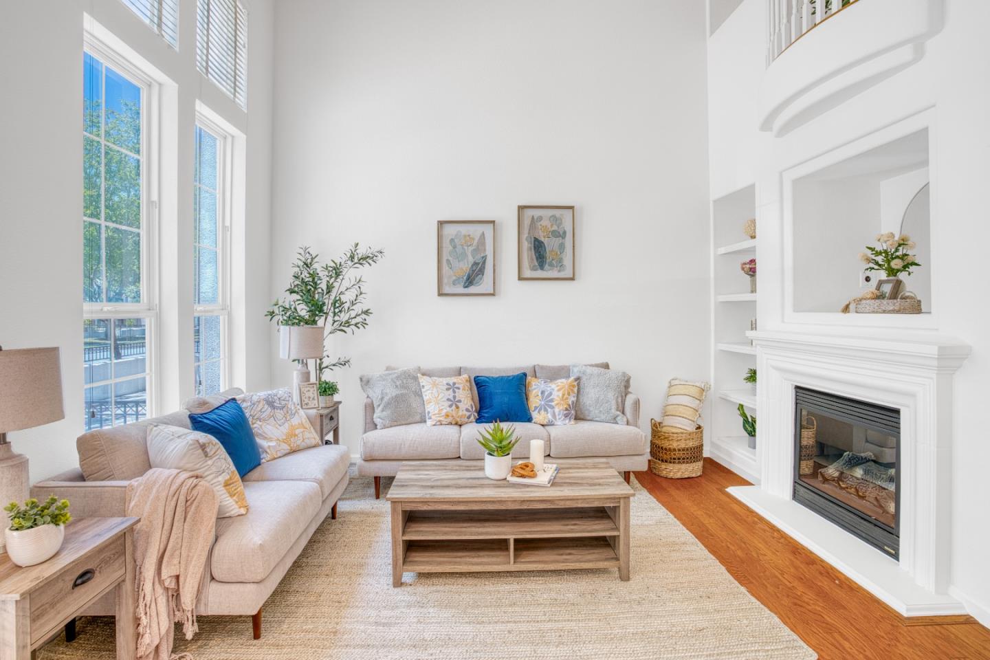 Detail Gallery Image 8 of 58 For 3948 Mosher Dr, San Jose,  CA 95135 - 3 Beds | 2/1 Baths