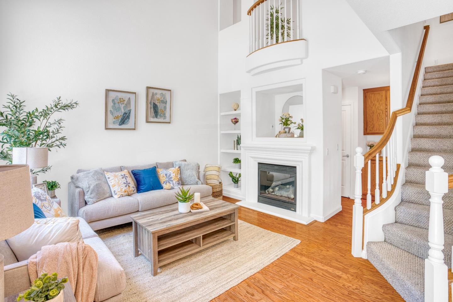 Detail Gallery Image 9 of 58 For 3948 Mosher Dr, San Jose,  CA 95135 - 3 Beds | 2/1 Baths