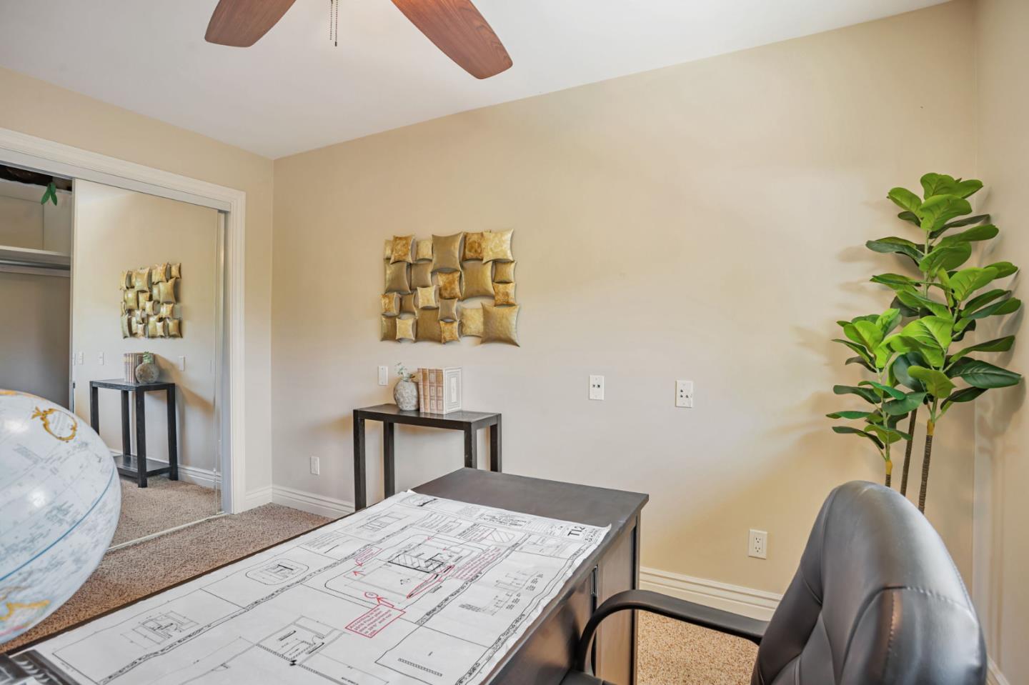 Detail Gallery Image 20 of 56 For 5150 Kovanda Ave, Carmichael,  CA 95608 - 5 Beds | 2 Baths