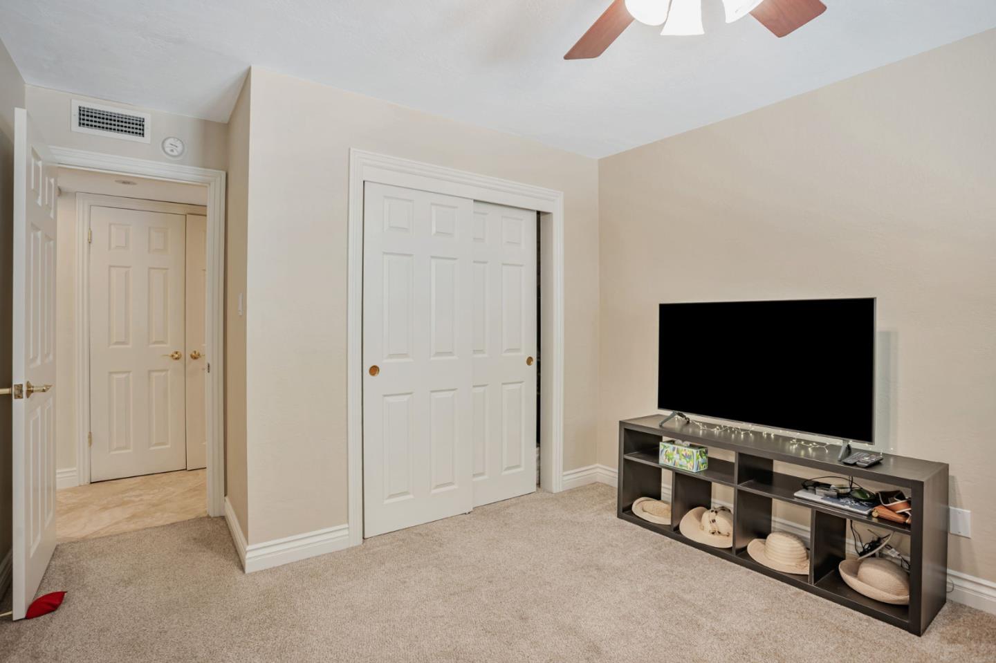 Detail Gallery Image 27 of 56 For 5150 Kovanda Ave, Carmichael,  CA 95608 - 5 Beds | 2 Baths
