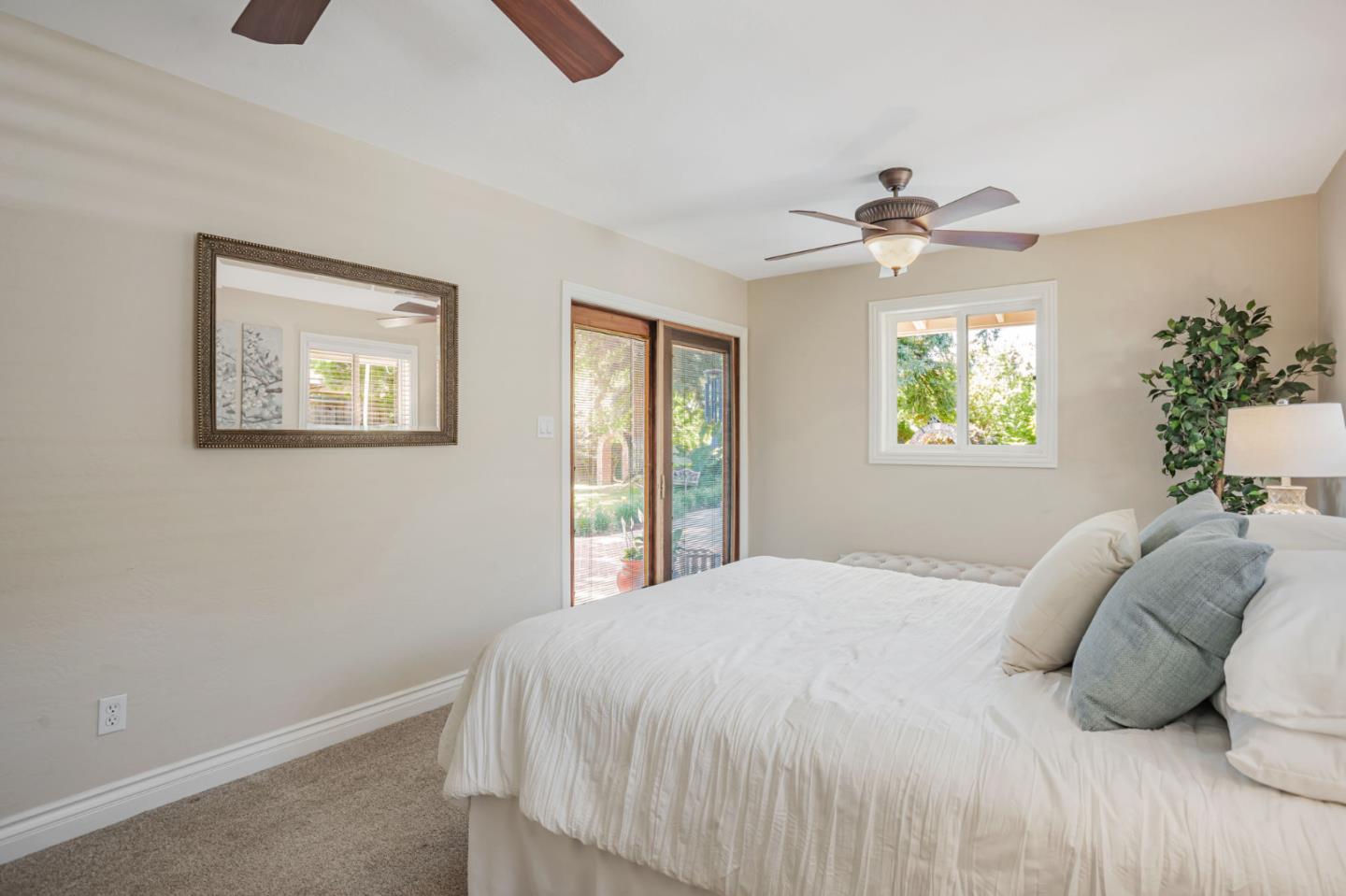 Detail Gallery Image 36 of 56 For 5150 Kovanda Ave, Carmichael,  CA 95608 - 5 Beds | 2 Baths