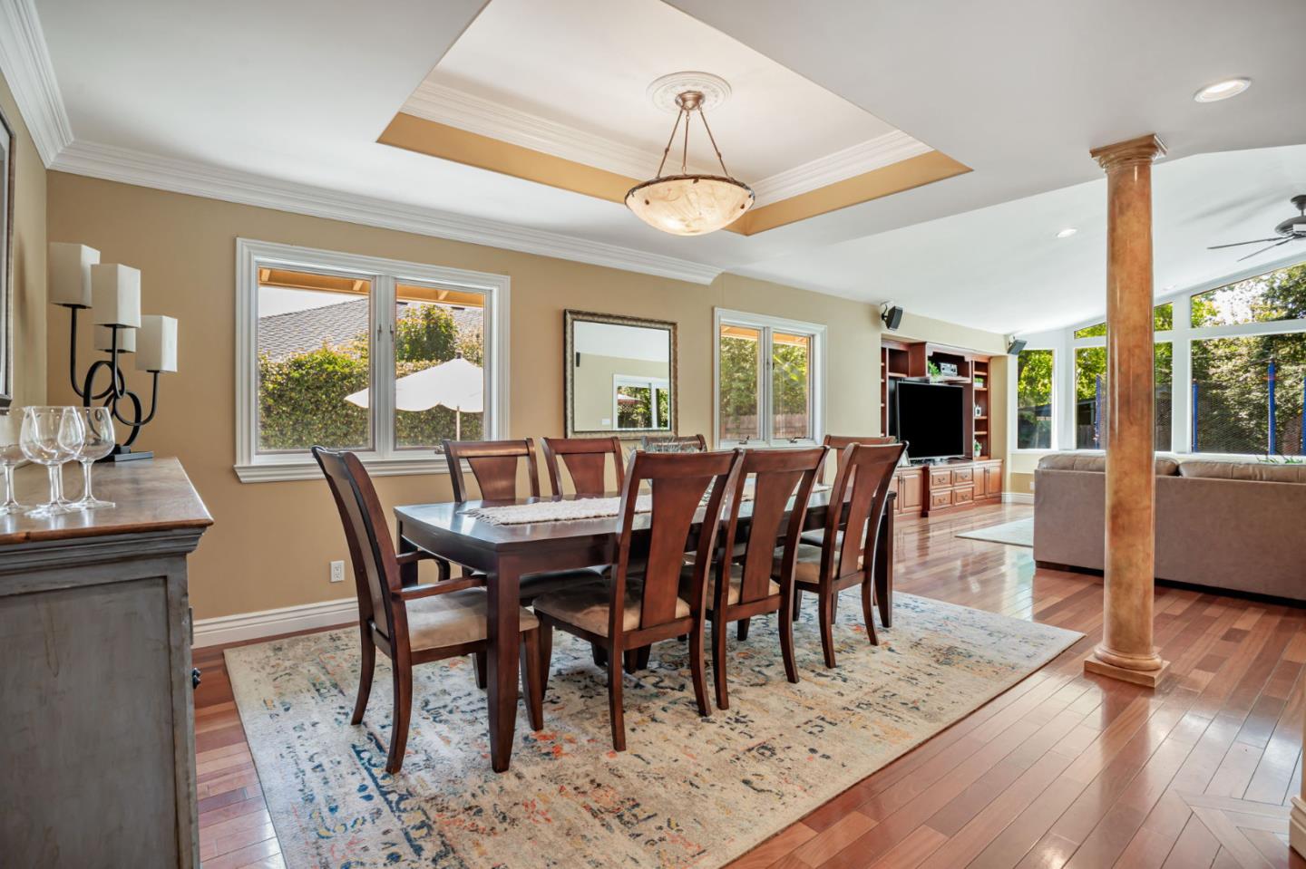 Detail Gallery Image 7 of 56 For 5150 Kovanda Ave, Carmichael,  CA 95608 - 5 Beds | 2 Baths